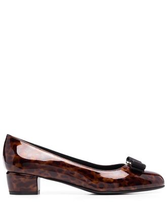 Ferragamo 45mm Vara patent leather pumps - Brown