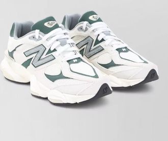 New Balance low-top sneakers