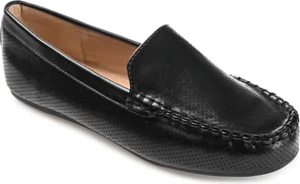 Journee Collection Women & apos;s Comfort Halsey Medium and Wide Width Loafer