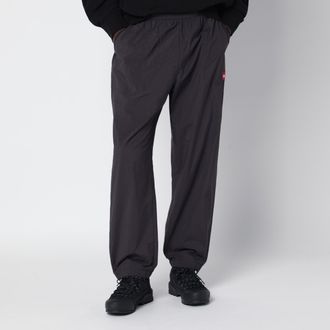 The North Face Pantaloni Red Box Obsidian in nylon riciclato