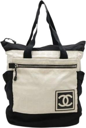 Chanel Pre-owned Backpacks, female, Beige, Size: ONE SIZE Pre-owned Vintage Nylon Backpack Tote