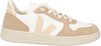 Veja FOOTWEAR - Trainers sur YOOX.COM