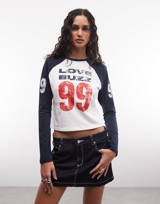 Abrand Love Buzz - T-shirt mini bianca e blu navy a maniche lunghe raglan-Bianco