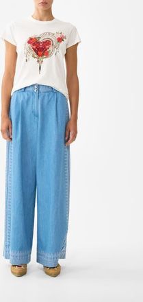 Camilla Slim Fit Round Neck T-Shirt - White in Ol&eacute; Ol&eacute; at Nordstrom, Size Xx-Large Au