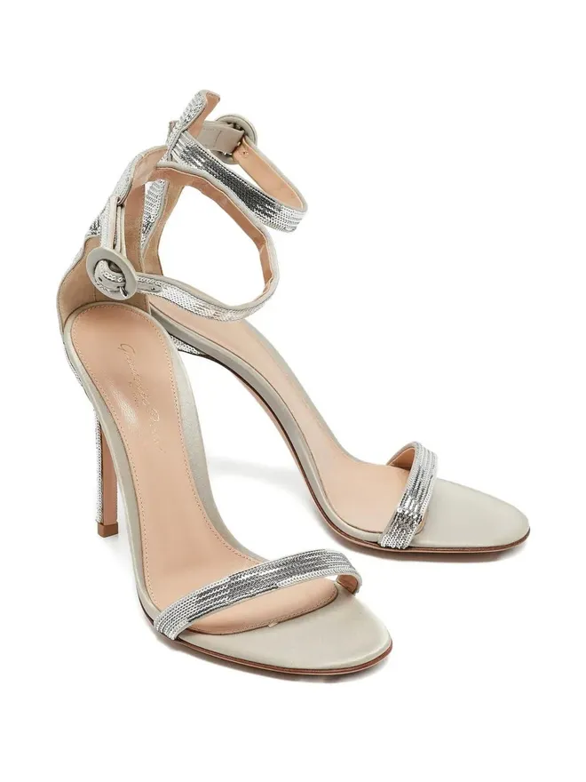 Escarpins Gianvito Rossi En Cuir Argenté - Taille 38 (US 7.5) - Talon Très Haut & Bride Cheville