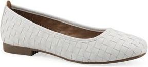 White Mountain Boccie Woven Leather Ballet Flat in White/Burnish/Smooth at Nordstrom Rack, Size 8.5