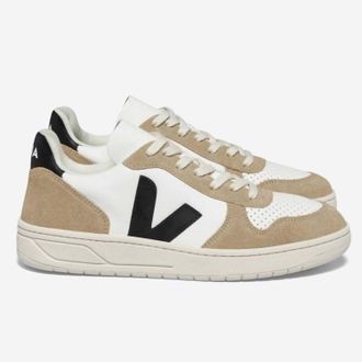 Veja Mens V 10 Chromefree Leather Sneakers In Black/sahara