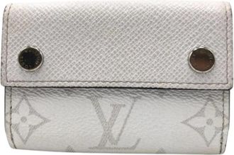 Louis Vuitton Pre-owned Wallets, female, White, Size: ONE SIZE Pre-owned Discovery Compact Wallet PVC