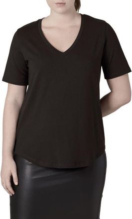 Universal Standard V-Rex Tee in Black at Nordstrom