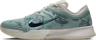 Nike Mens Vapor Pro 3 PRM Hard Court Tennis Shoes in Green | IO8294-300