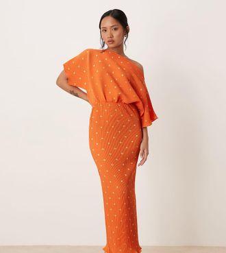 Never Fully Dressed Petite - Tilly - Vestito lungo pliss&eacute; arancione metallizzato