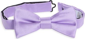 Nordstrom Rack Satin Solid Bow Tie in Lilac at Nordstrom Rack