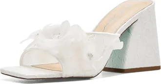 Blue by Betsey Johnson Heath Womens Sandals Ivory : 8.5 M, Synthetic