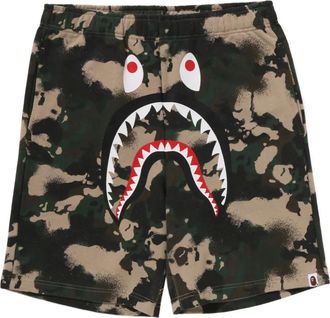 A Bathing Ape Shorts con stampa camouflage - Verde