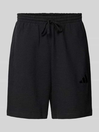 adidas Shorts mit elastischem Bund und Label-Stitching in Black, Gr&ouml;&szlig;e M