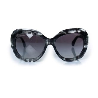 Chanel Pre-owned Womens Grey oversized sunglasses - One Size
