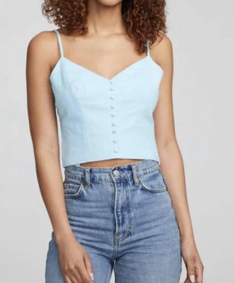 Chaser Cara Top In Clear Sky