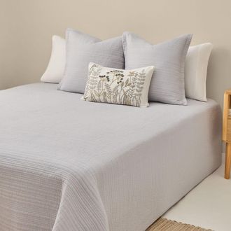 Textura Colcha de algod&oacute;n acolchada rayas color gris. Cama 150-160cm