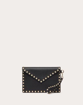 Valentino Garavani Rockstud Grainy Calfskin Pouch Wo