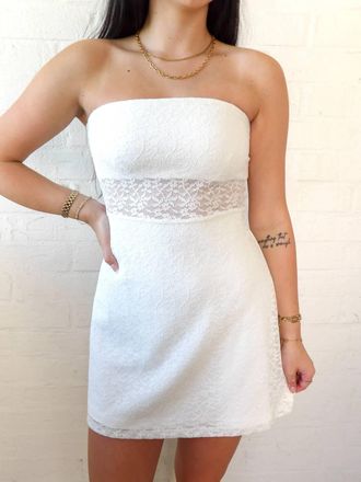 Le Lis Blanc Deux The Haydee Mini Dress In White