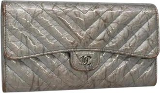 Chanel Pre-owned Wallets, female, Gray, Size: ONE SIZE Pre-owned Leather Wallet