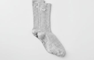 Alo | Half-Crew Understated Socks in Athletic Heather Grey, Size: Medium