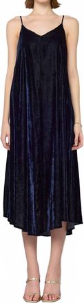 Babette Caroli Velvet Midi Dress In Black