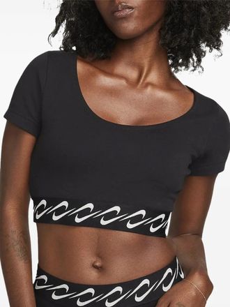 Nike Swoosh Black/Sail T-shirt - Zwart