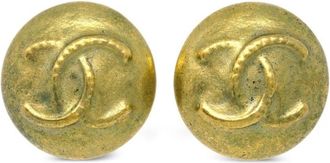 Chanel 1995 CC button clip-on earrings - women - Gold Plated - One Size