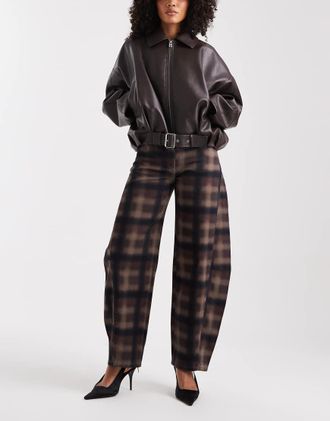 Asos Jeans a cilindro con stampa a quadri-Multicolore