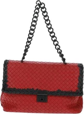 Bottega Veneta Pre-owned Shoulder Bags, female, Red, Size: ONE SIZE Pre-owned Leather Shoulder Bag