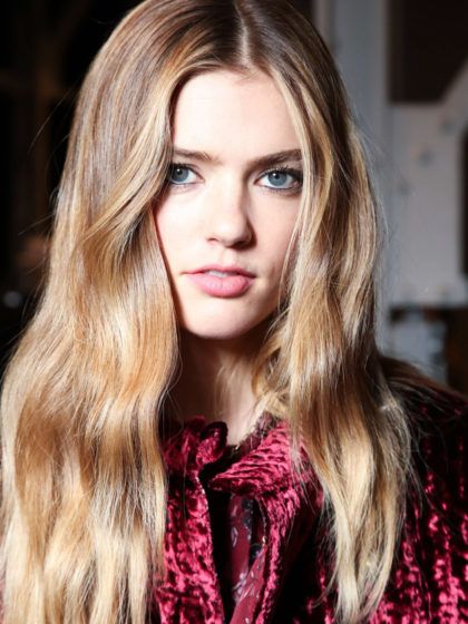 Doppie punte, addio! Tutto sull’hair dusting, la tecnica che salva la tua lunga chioma