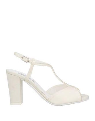 VICTORIA CHRIS Sandals