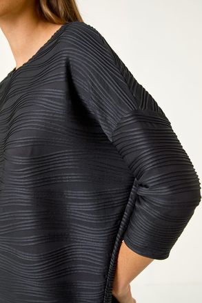 Roman Wave Textured Stretch Top