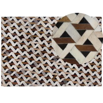 Beliani Beliani - Alfombra De Cuero Marr&oacute;n Y Gris Patr&oacute;n Geom&eacute;trico 160 X 230 Cm R&uacute;stico Boho Tuglu