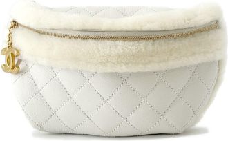 Chanel Matelasse Ivory White Leather Sling Bag (Pre-Owned)
