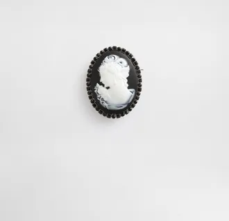 Dolce & Gabbana Oval Cameo Brooch - Man Bijoux Silver Metal Onesize