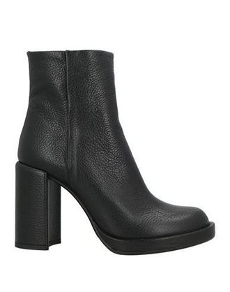 Noa. A SCHUHE - Stiefeletten auf YOOX.COM