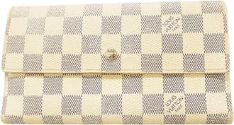Louis Vuitton White Long Wallet (Tri-Fold) (Pre-Owned)