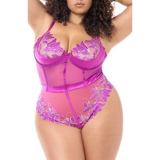 Mapal&eacute; Embroidered Teddy in Azalea at Nordstrom, Size 1X