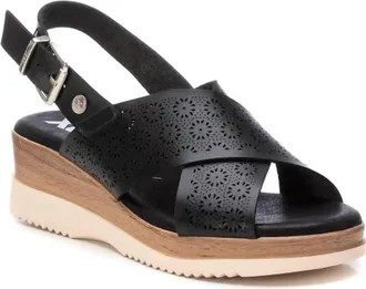 Xti Womens Polyurethane Wedge Sandals In Black