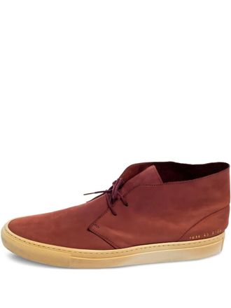Common Projects suede lace-up desert boots - Red