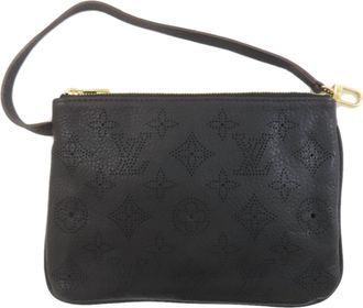 Louis Vuitton Mahina Black Mahina Leather Pouch (Pre-Owned)