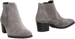 Tod's FOOTWEAR - Ankle boots sur YOOX.COM