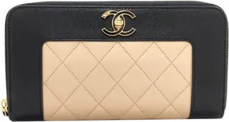 Chanel Beige Black Leather Long Wallet (Bi-Fold) (Pre-Owned)