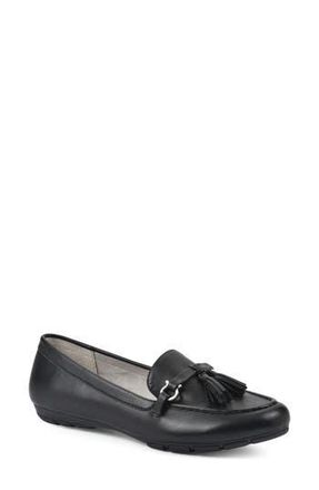 White Mountain Gush Tassel Loafer - Wide Width Available in Black/Smooth at Nordstrom Rack, Size 6.5