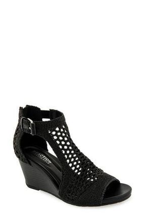 Kenneth Cole Reaction Gracie Wedge Sandal in Black Raffia at Nordstrom Rack, Size 8.5