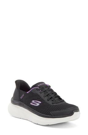 Skechers D-Lux Walker Swift-Fit Sneaker in Blk-Black at Nordstrom Rack, Size 7