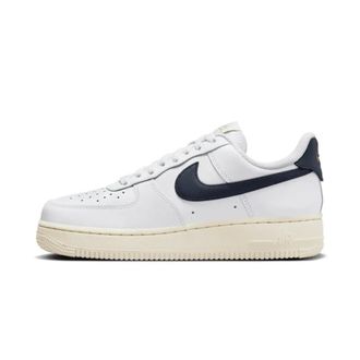 Nike Fitness, Dames, Wit, 39 EU, Leer, Air Force 1 07 Flyease