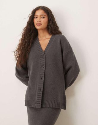 Asos Cardigan taglio lungo stretto in vita in lana dagnello premium color antracite in coordinato-Grigio
